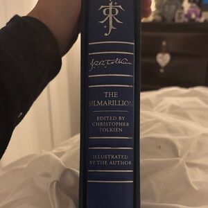 The Silmarillion Hardcover Book - J.R.R Tolkien